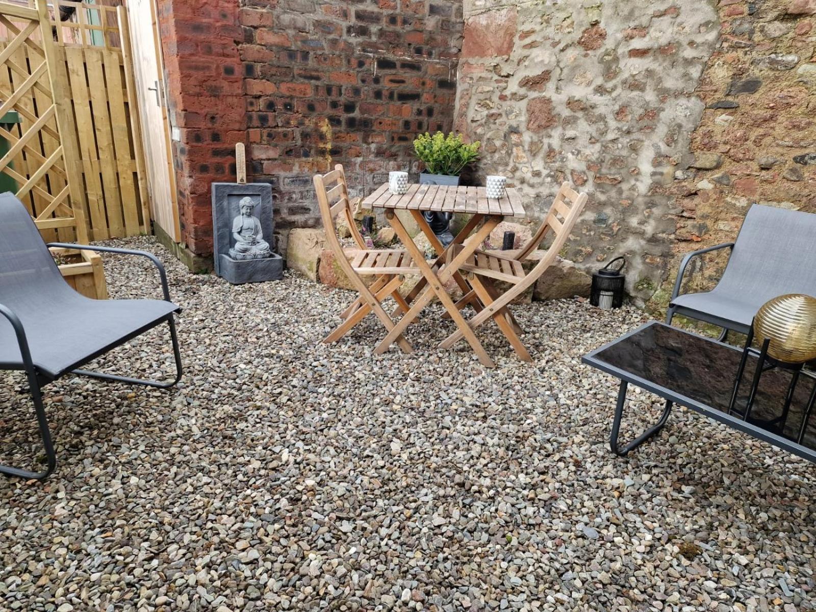 Apartment Grange8 Luxury Snug & Courtyard In Blairgowrie